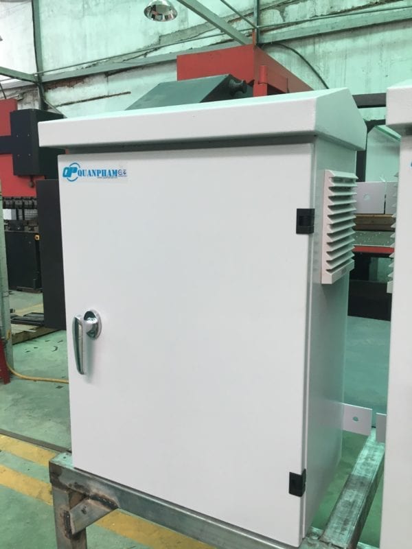 Vỏ tủ điện công nghiệp 500x400x350